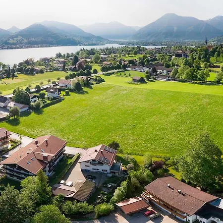 Homeoffice Und Auszeit Zu Zweit Am See By Stayfritz * باد ويسي